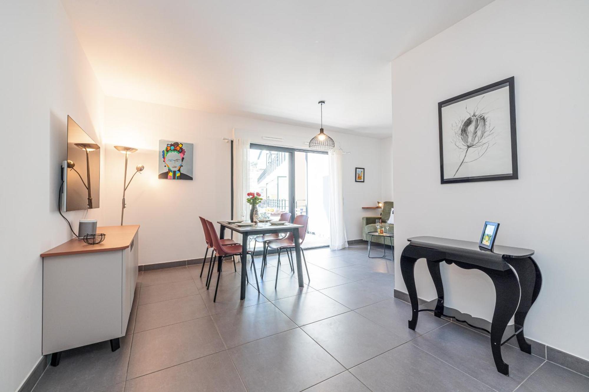 Queen Riviera : Climatisation, Parking, Terrasse Menton Ngoại thất bức ảnh