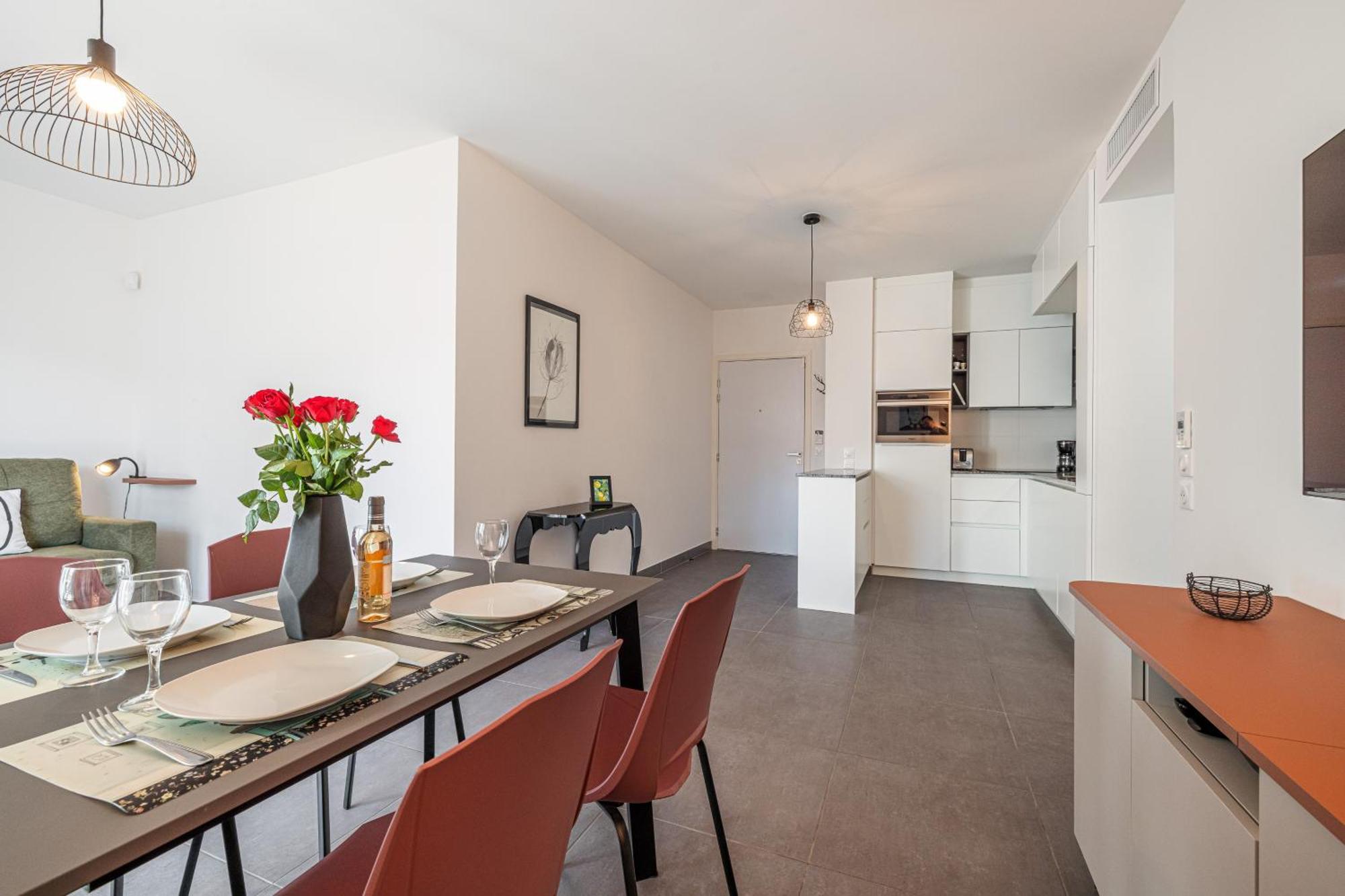 Queen Riviera : Climatisation, Parking, Terrasse Menton Ngoại thất bức ảnh