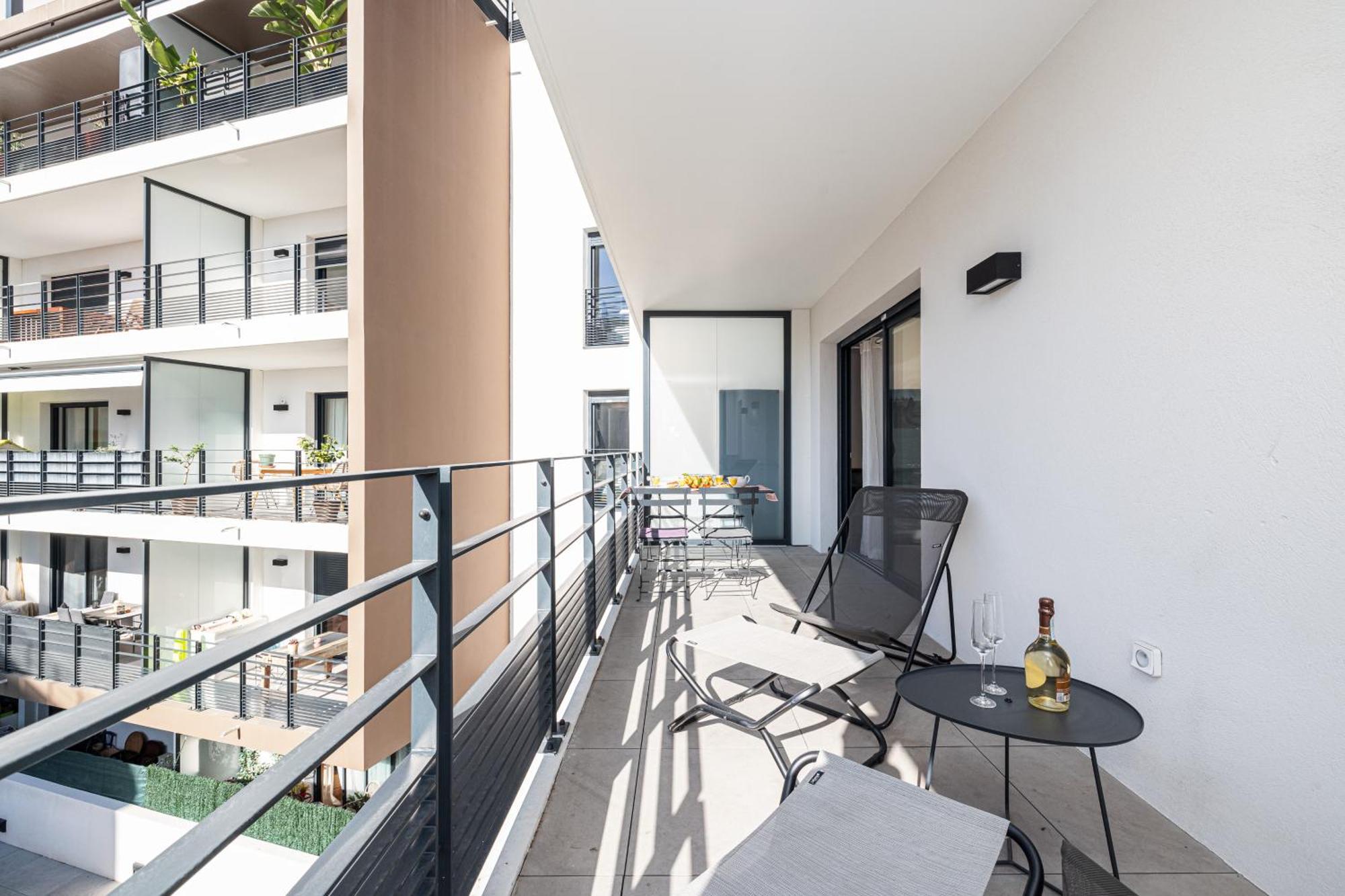 Queen Riviera : Climatisation, Parking, Terrasse Menton Ngoại thất bức ảnh