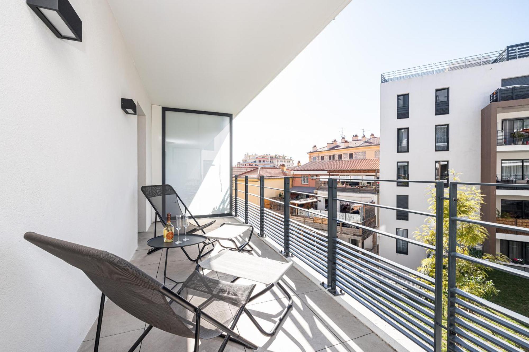 Queen Riviera : Climatisation, Parking, Terrasse Menton Ngoại thất bức ảnh