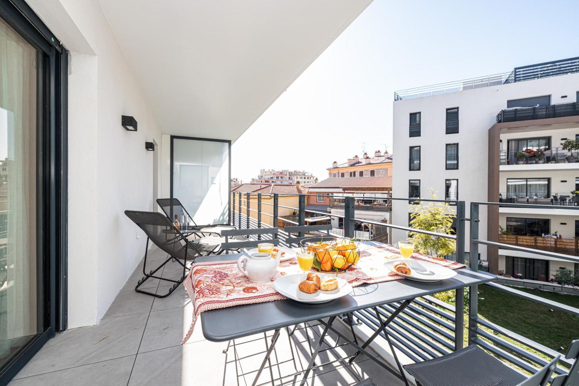 Queen Riviera : Climatisation, Parking, Terrasse Menton Ngoại thất bức ảnh